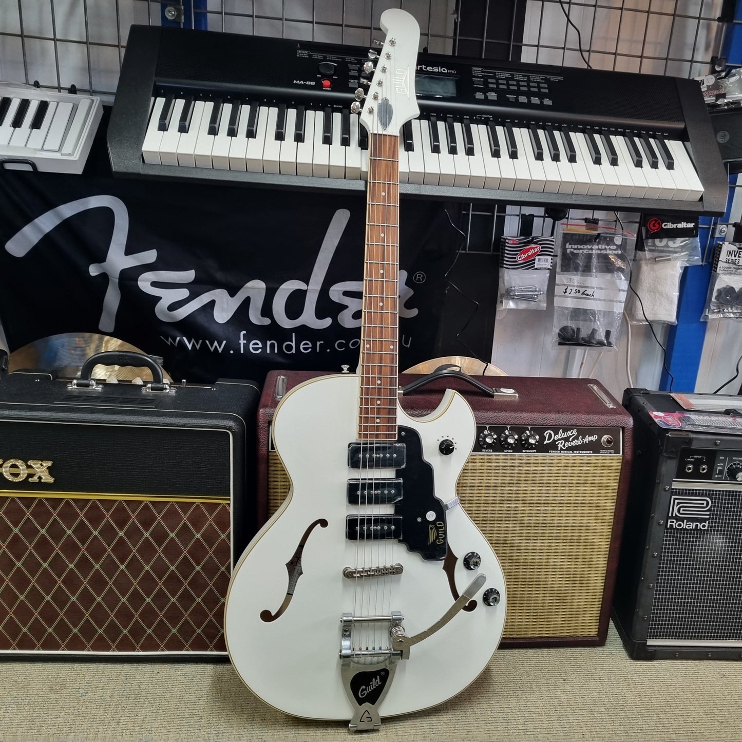 Guild - Jet 90 Archtop (Satin White)