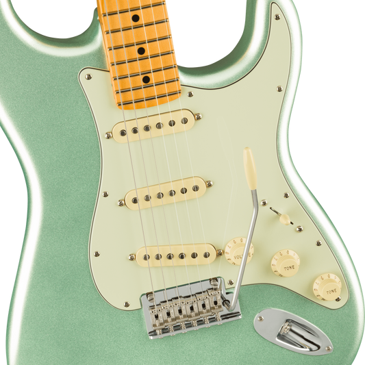 Fender - American Professional II Stratocaster (Mystic Surf Green)