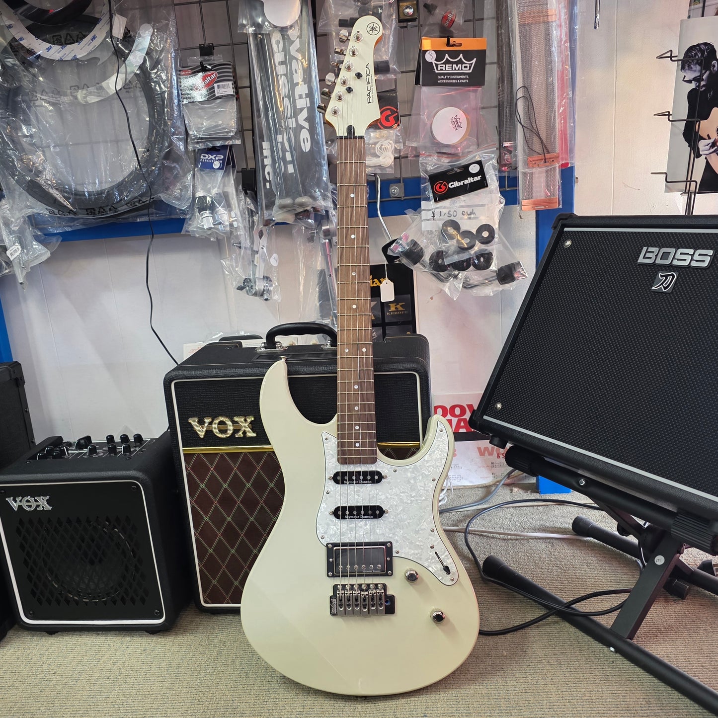 Yamaha - *Pre-owned* Pacifica 612VIIX Electric Guitar (Vintage White)