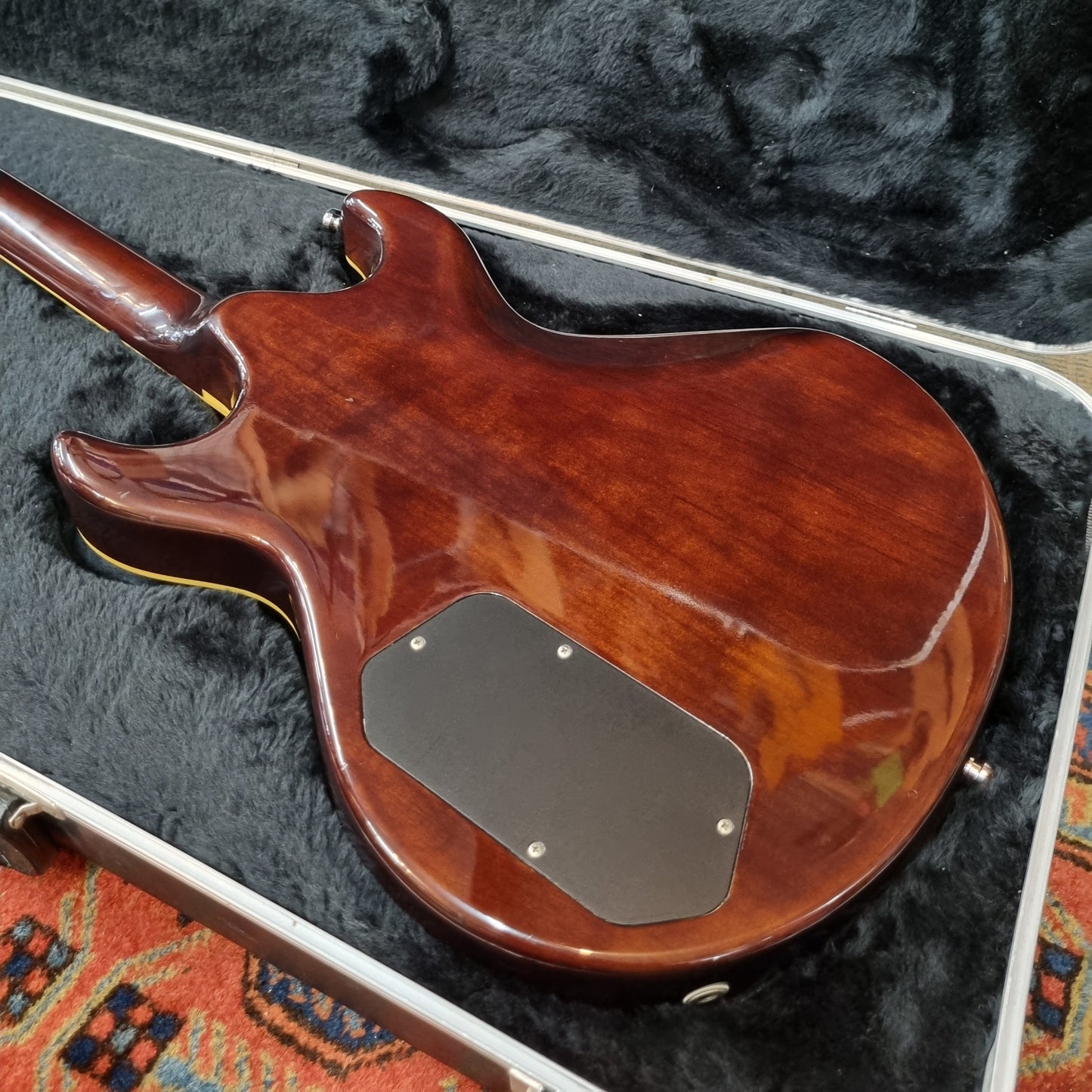 Fender - Preowned 1984 MIJ Flame in case (Sunburst)