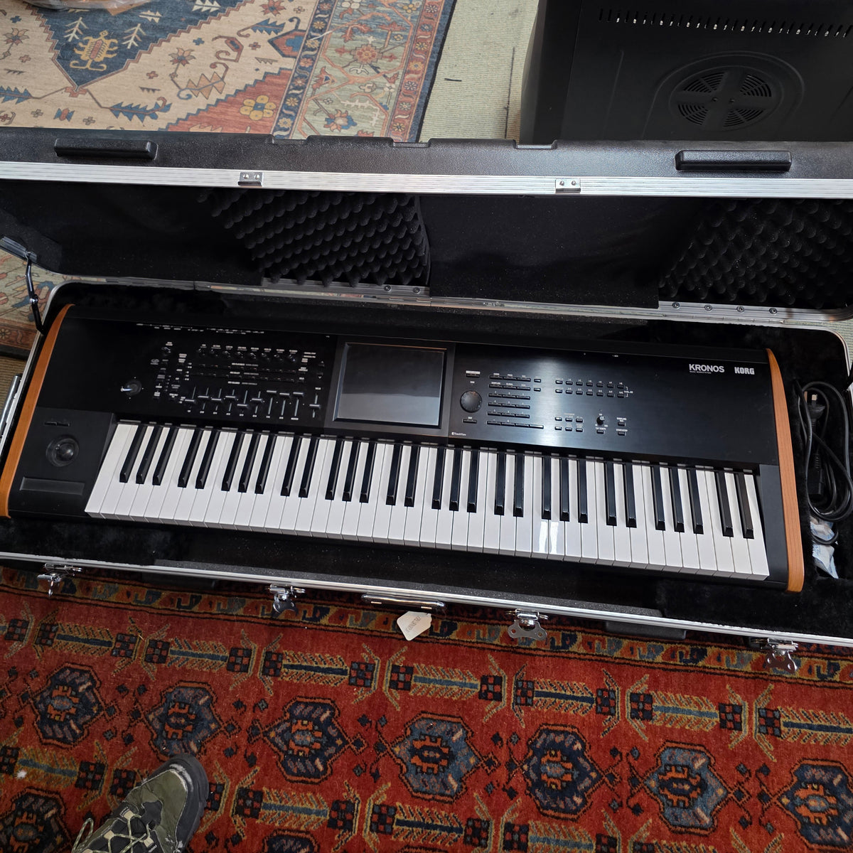 Korg - *Pre-owned* Kronos 2 Workstation