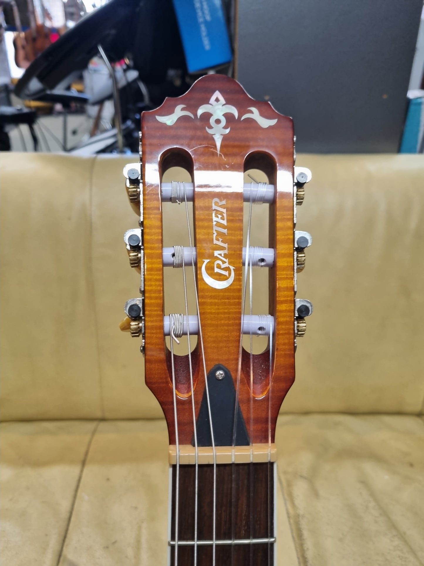 Crafter - Pre-owned SAC-TMVS Nylon