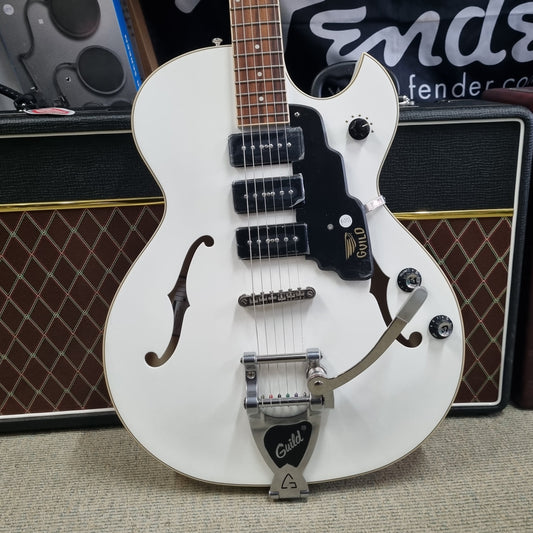 Guild - Jet 90 Archtop (Satin White)