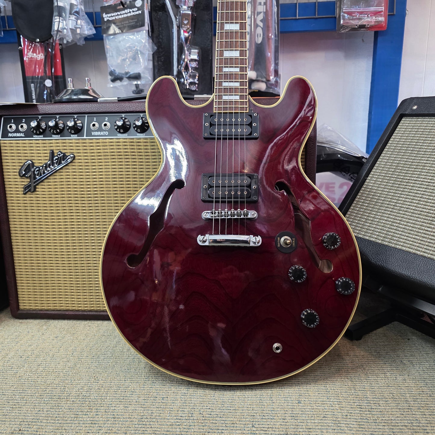 Canora - Pre-owned 70s MIJ hollowbody in case